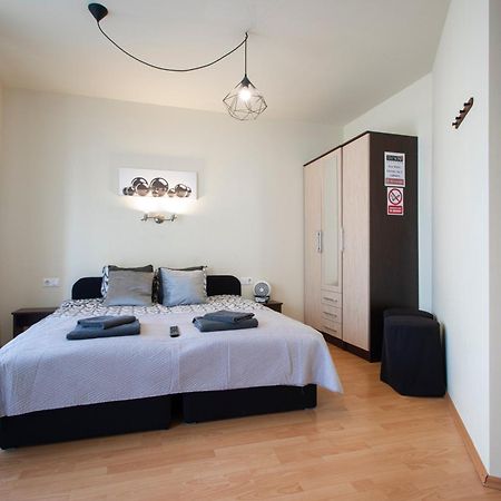 Mosonmagyaróvár Lucsony Apartman מראה חיצוני תמונה
