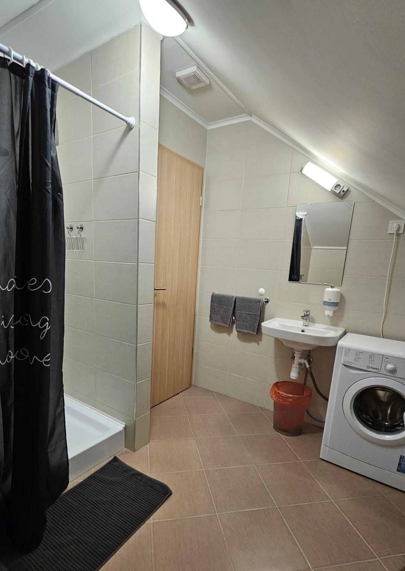 Mosonmagyaróvár Lucsony Apartman מראה חיצוני תמונה
